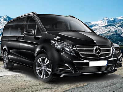 Family enjoying a hassle-free private transfer to Mt Buller in a spacious vehicle